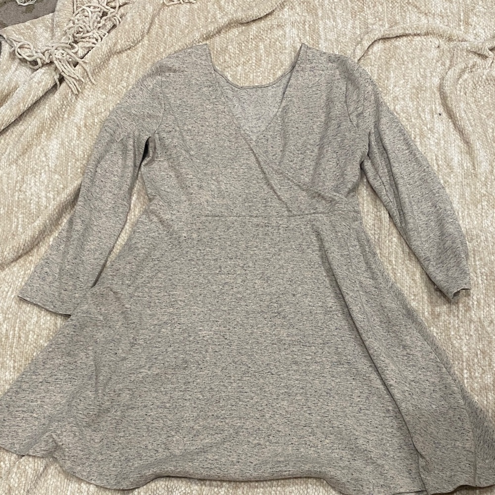 LOFT Gray Long Sleeve Dress